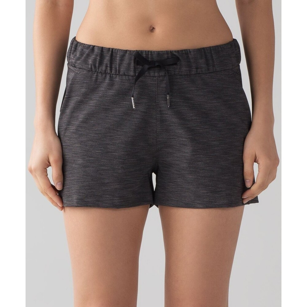 Lululemon On the Fly 3” Gray Workout Shorts Womens Size 4
